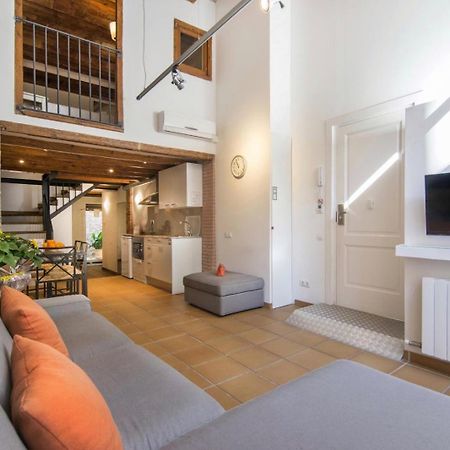 Happy People Ramblas Harbour Apartments Barcelona Bagian luar foto